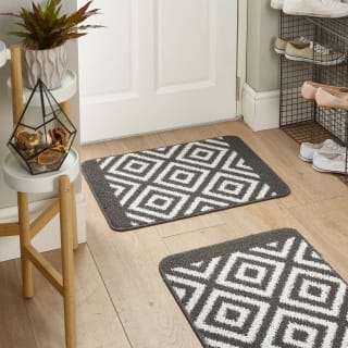 B&M Buddy Geo Twist Pile Mat - Charcoal